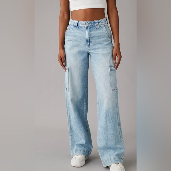 American Eagle Outfitters Denim - AE NWT Dreamy Drape Stretch Super High-Waisted Cargo Baggy Wide-Leg Jean 12/31